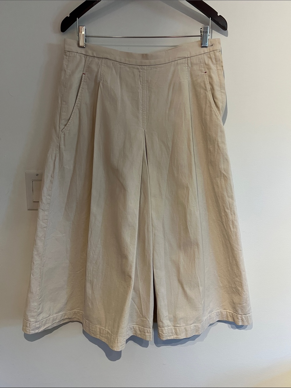 Uniqlo x Ines de la Fressange Linen Culottes - Picture 2 of 6